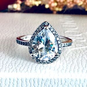 - Original pandora teardrop ring size 8